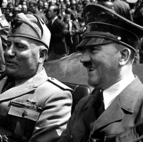 Hitler_and_Mussolini_June_1940 2